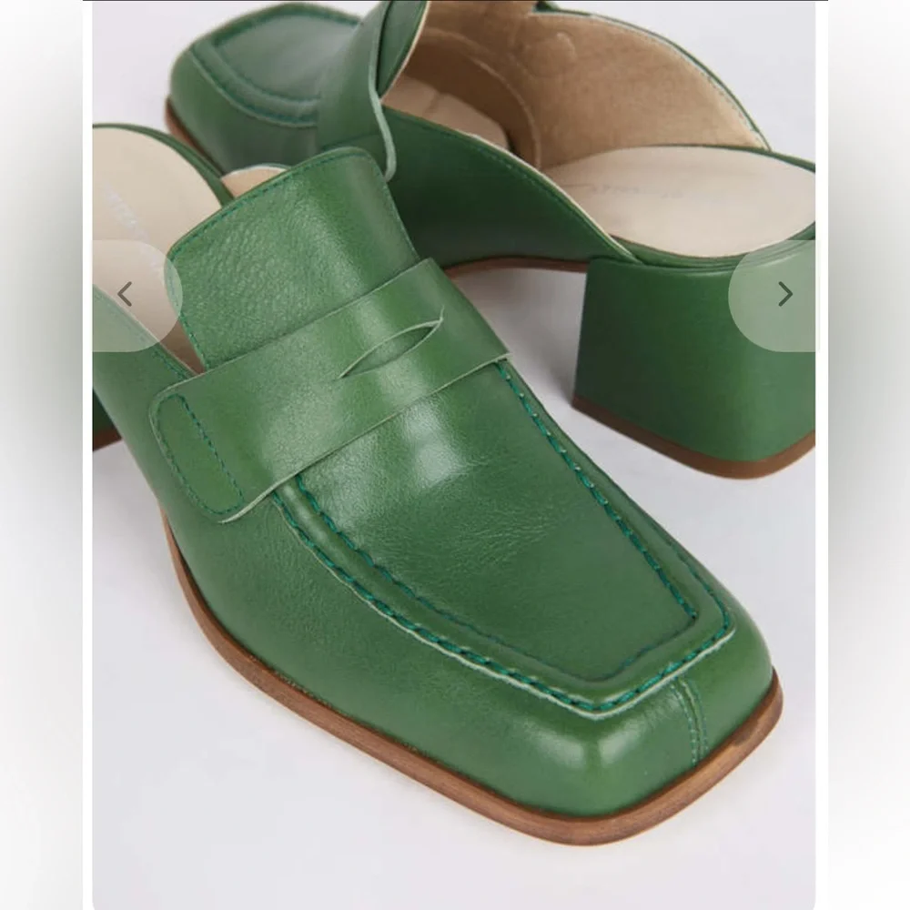 Intentionally Blank Prof Mules in Basil - Picture 2 of 13